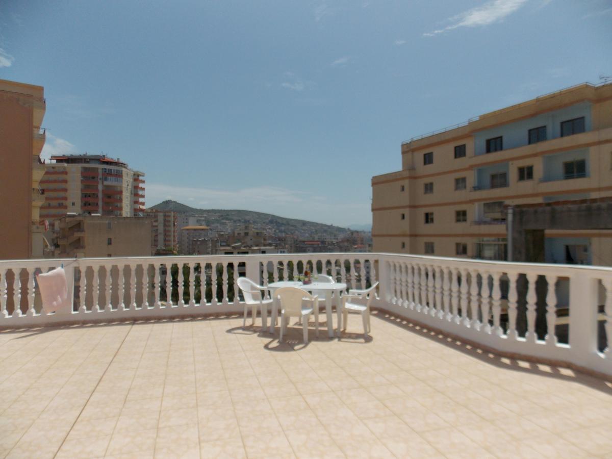 Zeta'S Apartments Sarande Exterior photo